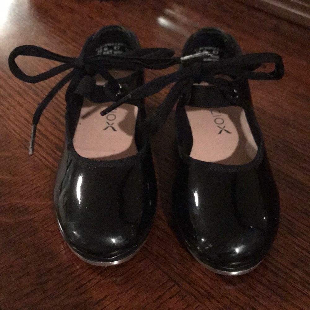 Capezio girls tap shoe